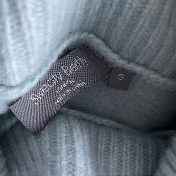 Sweaty Betty | Elevate Mountain Wool / Yak Turtleneck Sweater - Picture 8 of 10